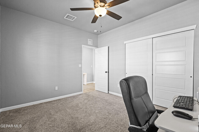 Building Photo - 2521 Mike Price Dr