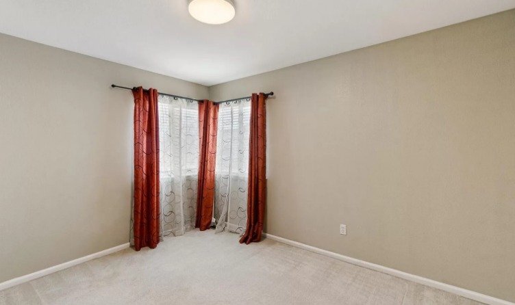 Building Photo - 6347 Utica Ct