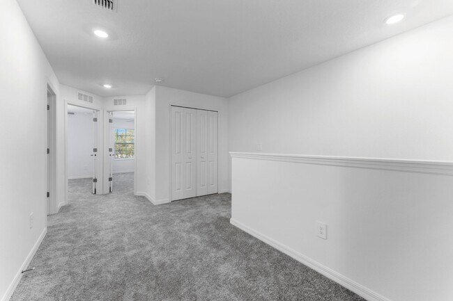 Building Photo - Luxury 3 BR + LOFT/2.5BA/1 Car Garage Luxury Townhome in the highly desirable GATED community of ...