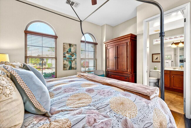 Building Photo - 40856 Calle Desierto