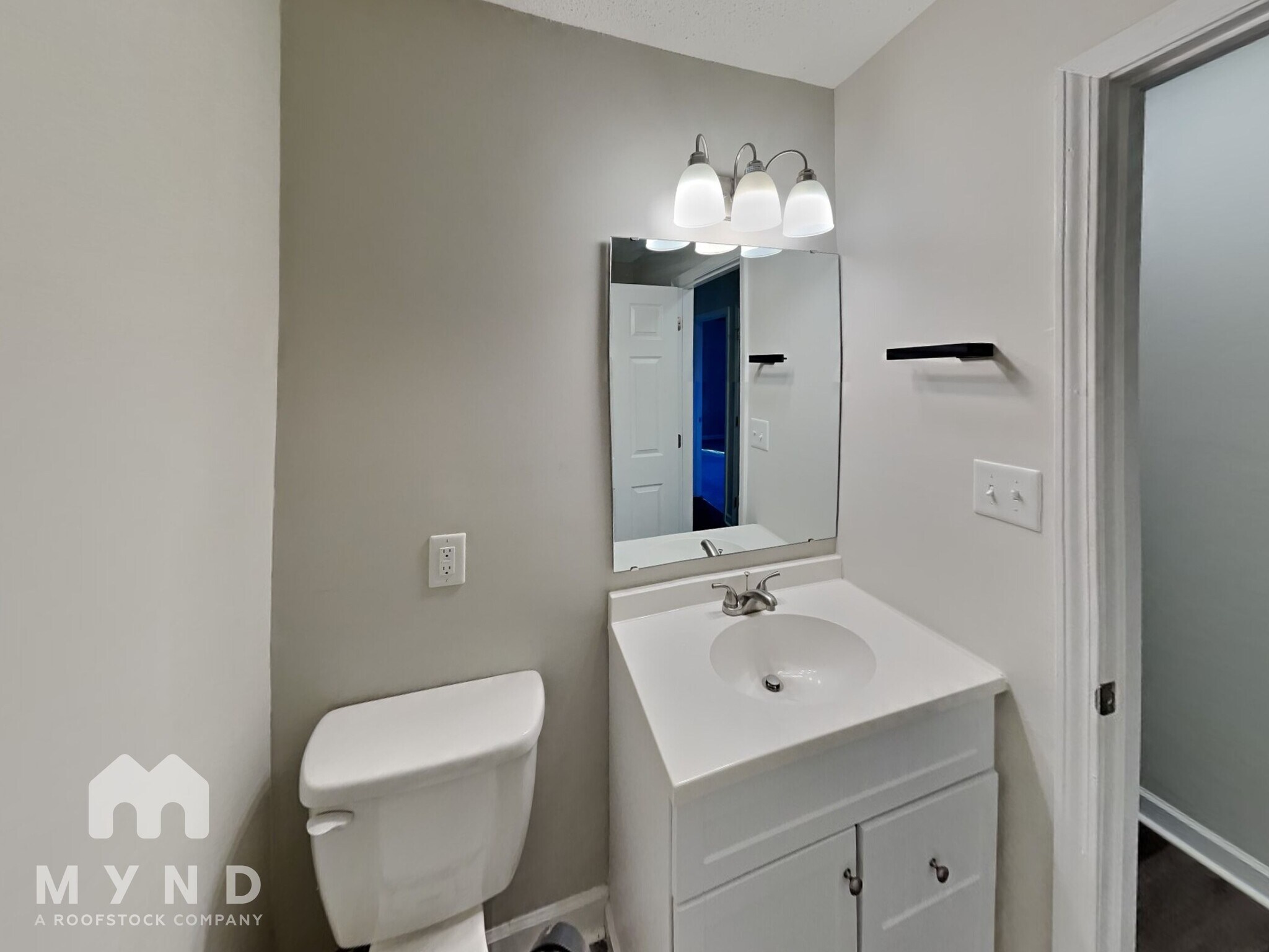 Building Photo - 8539 Sharonbrook Dr