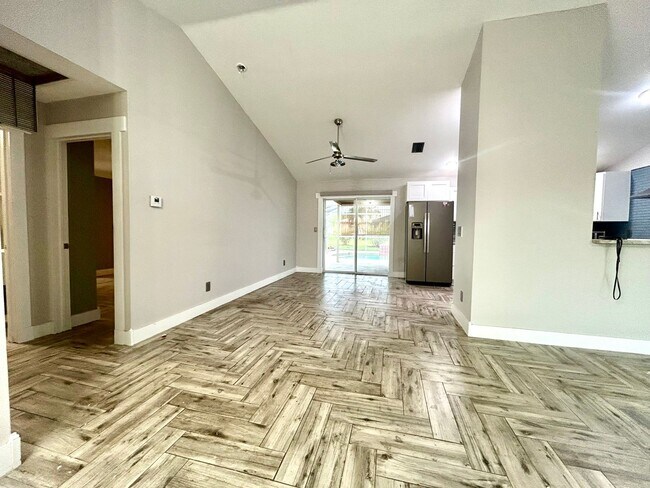 Building Photo - You will LOVE the beauty of this newly remodeled 3/2/2 pool home!