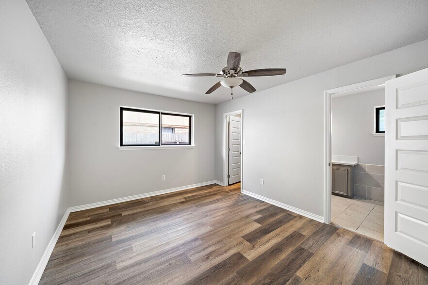 Building Photo - 11506 Hornbrook Dr