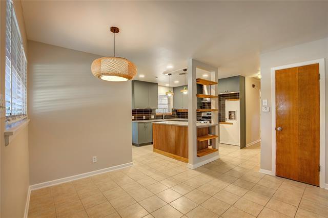 Building Photo - 3905 Sanguinet St