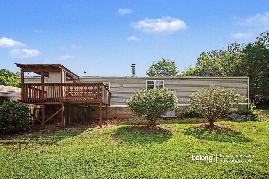 Building Photo - 857 Stony Point Rd