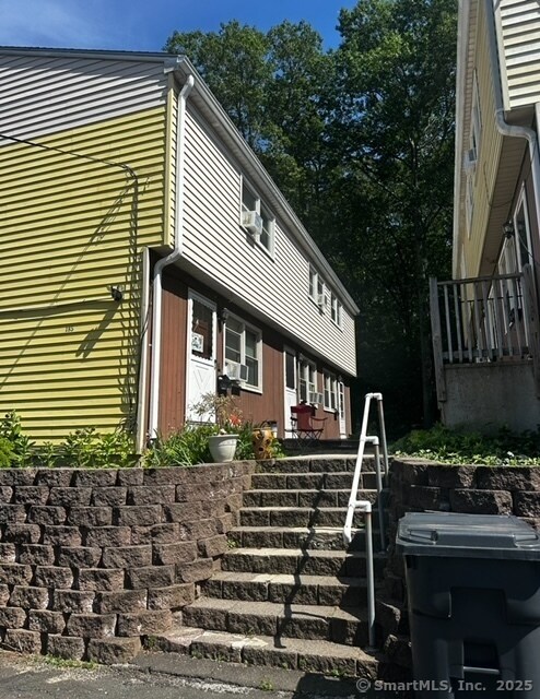 Primary Photo - 185 Newell Ave