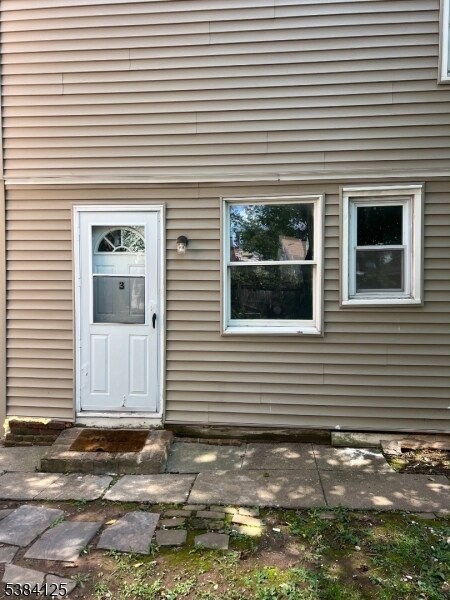 Building Photo - 1300 Pierce St