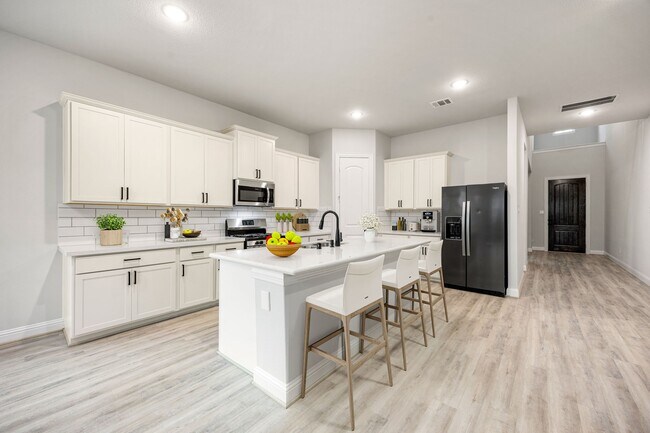 Building Photo - 142 Sunray Creek Dr