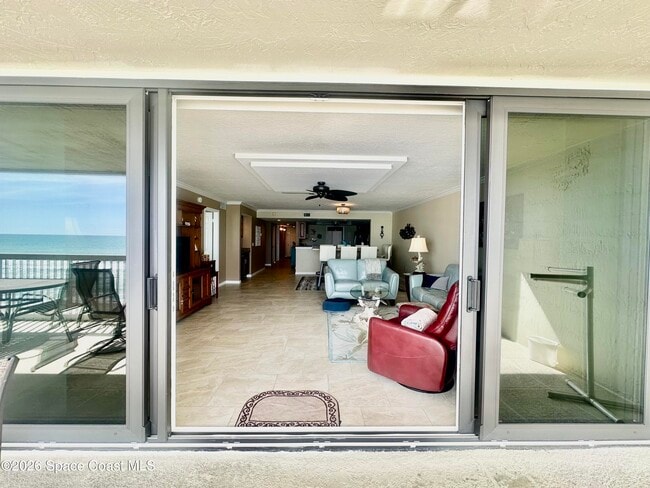 Building Photo - 401 Jimmy Buffett Mem Hwy