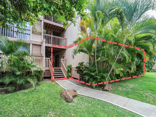 Building Photo - Makaha Valley Plantation 2 bedroom unit