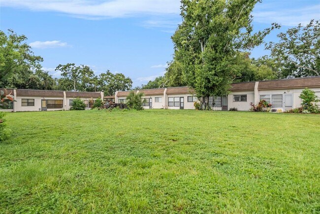 Building Photo - 2965 Flint Dr N