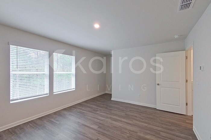 Building Photo - 364 Ironwood Ct