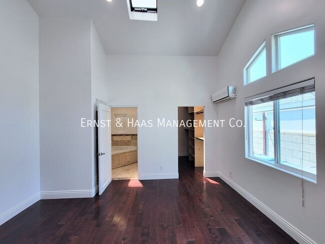 Building Photo - 5325 Autry Ave