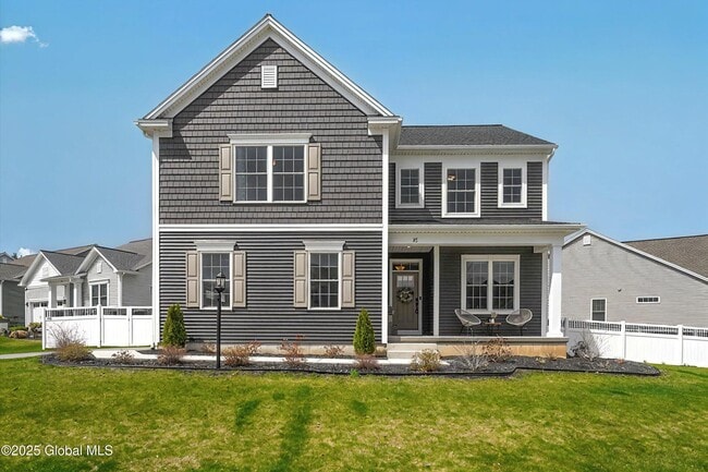 Building Photo - 23 Village Circle N