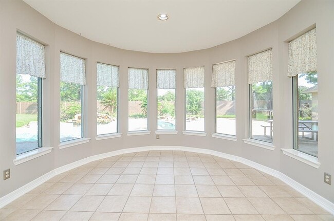 Building Photo - 1407 Kennoway Park Dr