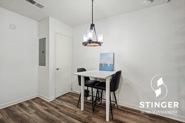 Building Photo - 900 Brotherhood Rd