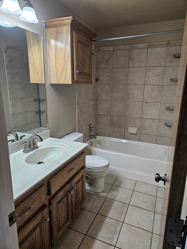 Building Photo - 2232 NW 157th Terrace