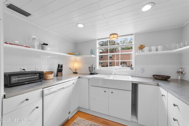 Building Photo - 5201 Atlantic Blvd