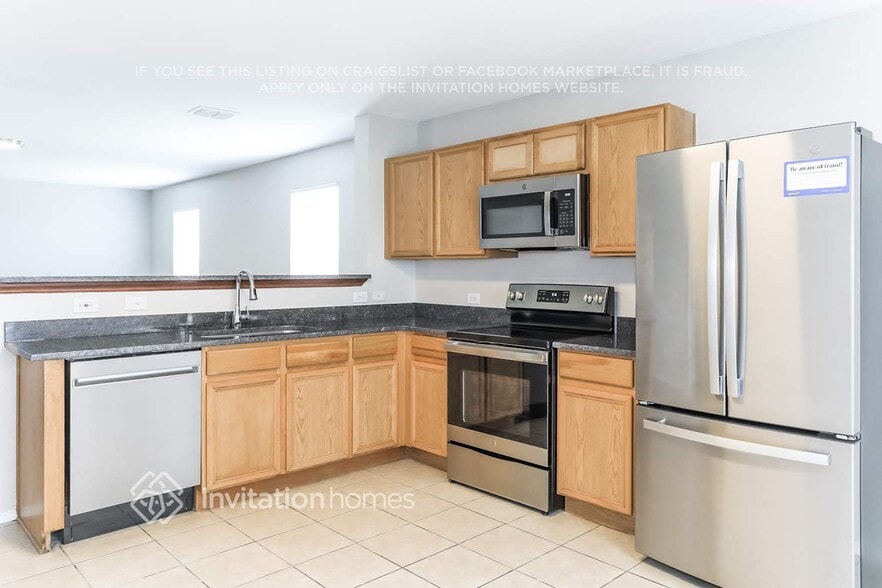 Building Photo - 14116 Cochise Dr
