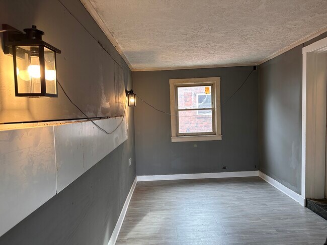 Building Photo - 14720 Detroit Ave