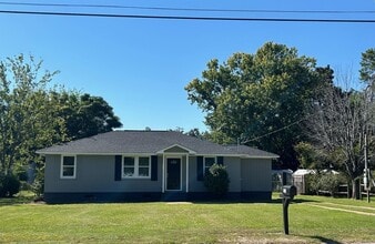Building Photo - 1914 W Oakland Ave