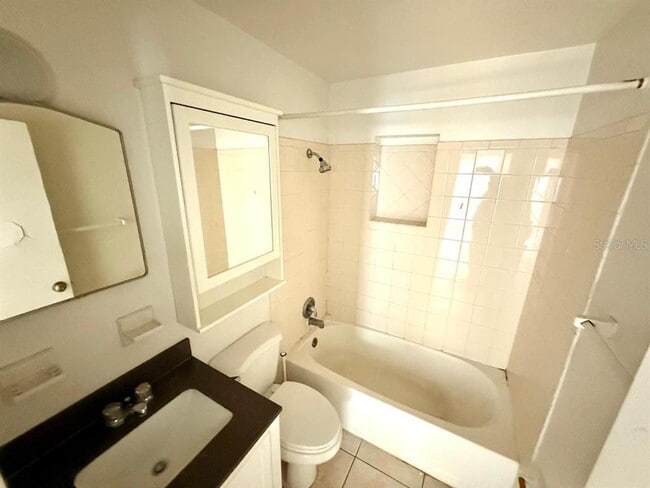 Building Photo - 4303 Anderson Rd