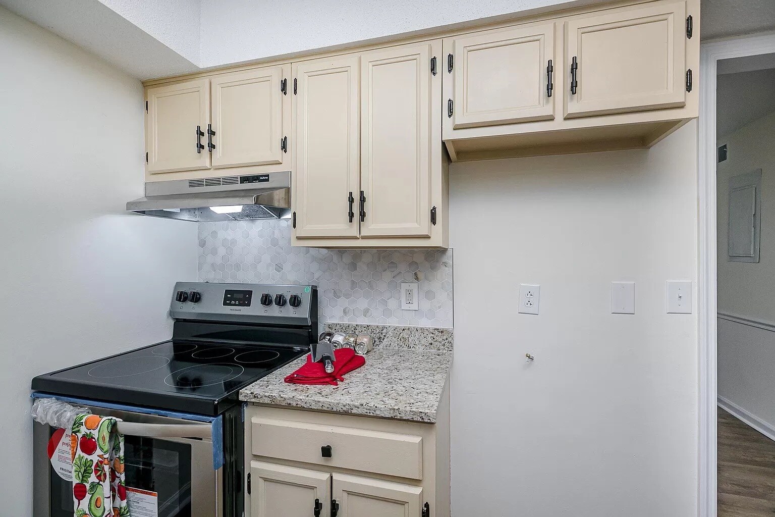 Building Photo - 2926 Arrowhead Dr