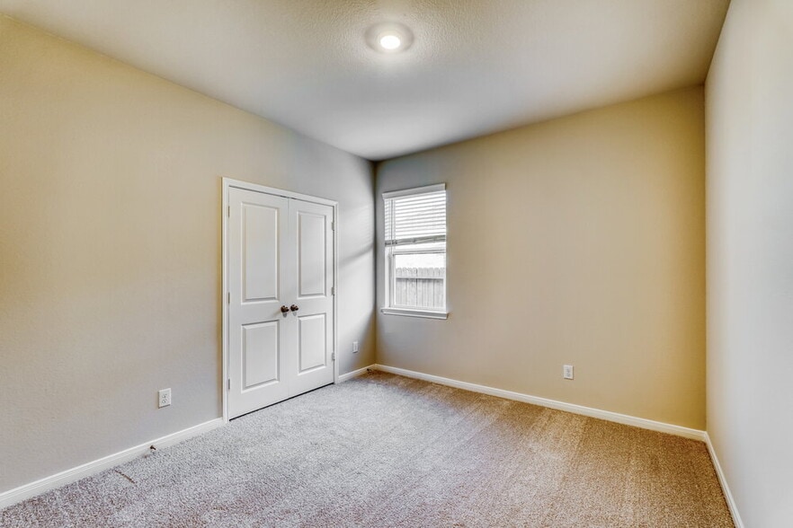 Building Photo - 7506 Tipton Meadow Way