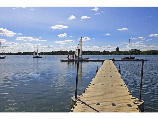 Building Photo - 3131 Excelsior Blvd