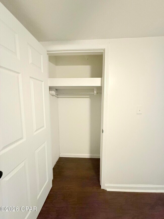 Building Photo - 237 Helen Ave