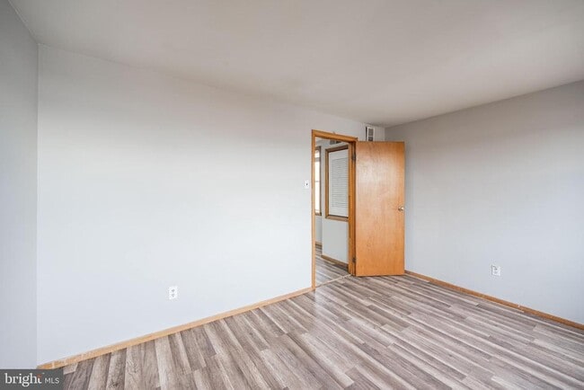 Building Photo - 734 S 9th St