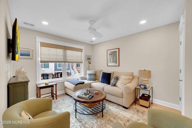 Building Photo - 27 Shell Rd