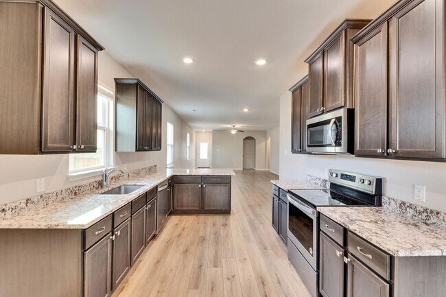 Building Photo - 213 Mount Vernon Way