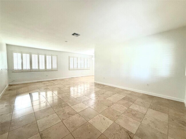 Building Photo - 1340 Miami Springs Ave