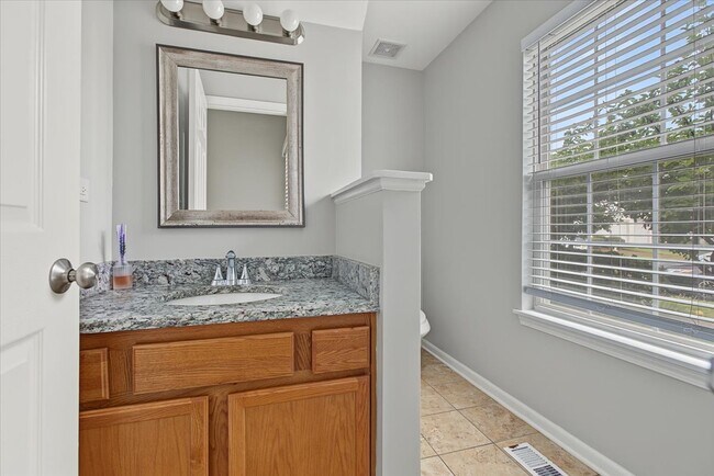 Building Photo - 1108 Grand Lake Ct