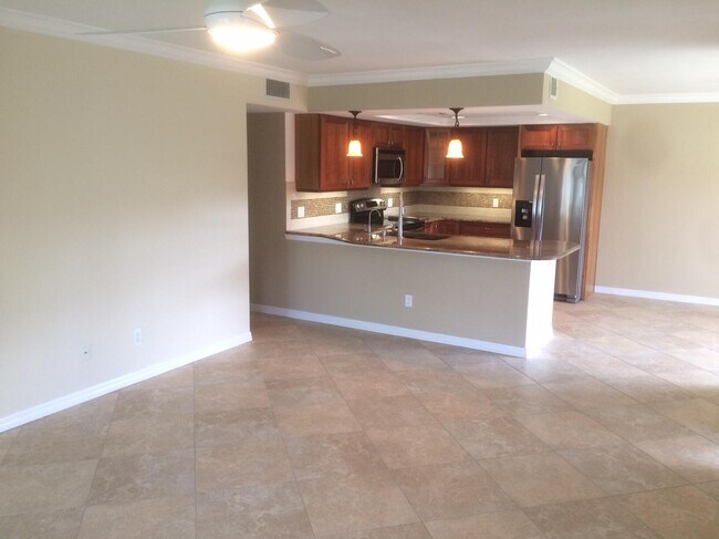 Building Photo - 950 S Kanner Hwy