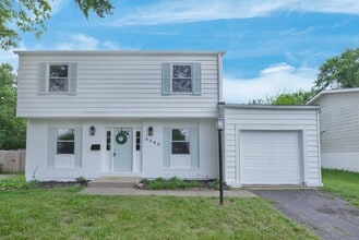 Building Photo - 3302 Sundale Rd