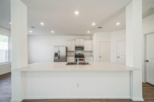 Building Photo - 1951 Foxtail Crk Ct