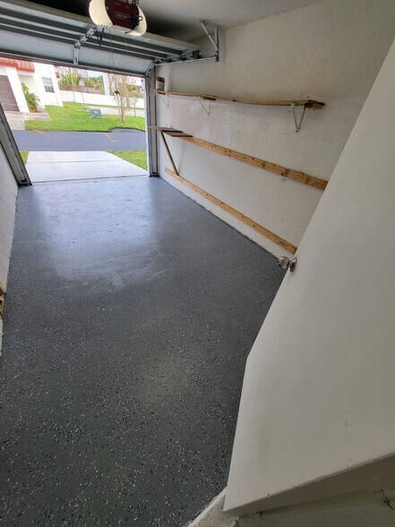 Building Photo - 20758 SW 83rd Ave