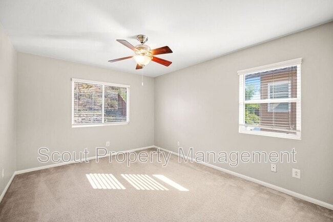 Building Photo - 44704 Mumm St