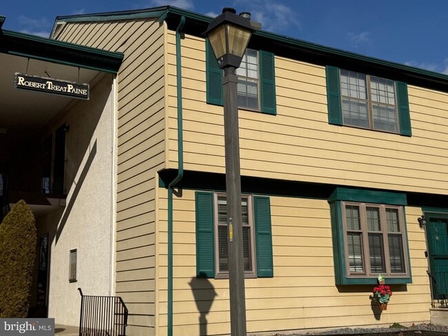 Building Photo - 10 ROBERT TREAT PAINE