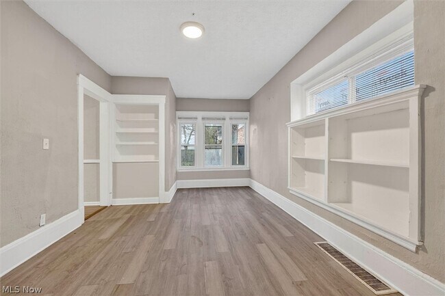 Building Photo - 11404 Orville Ave