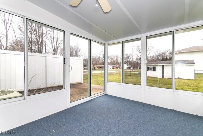 Building Photo - 6330 Cumberland Dr