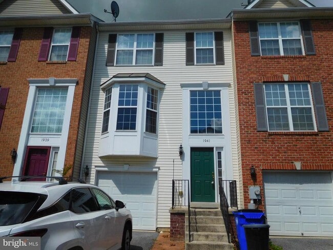 Building Photo - 1941 Fieldstone Way