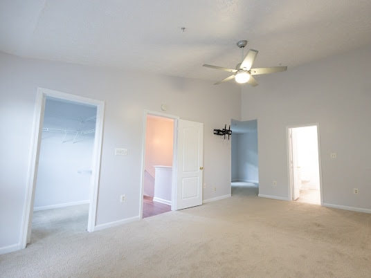 Building Photo - 4011 Eastview Ct