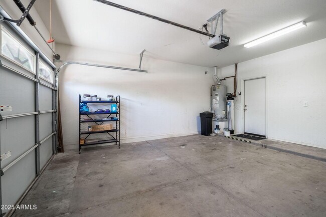 Building Photo - 4618 W Cottontail Rd