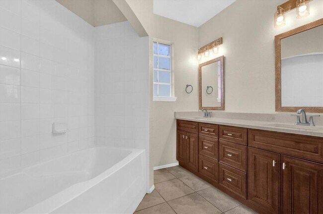 Building Photo - 1321 Arbor Vista Loop