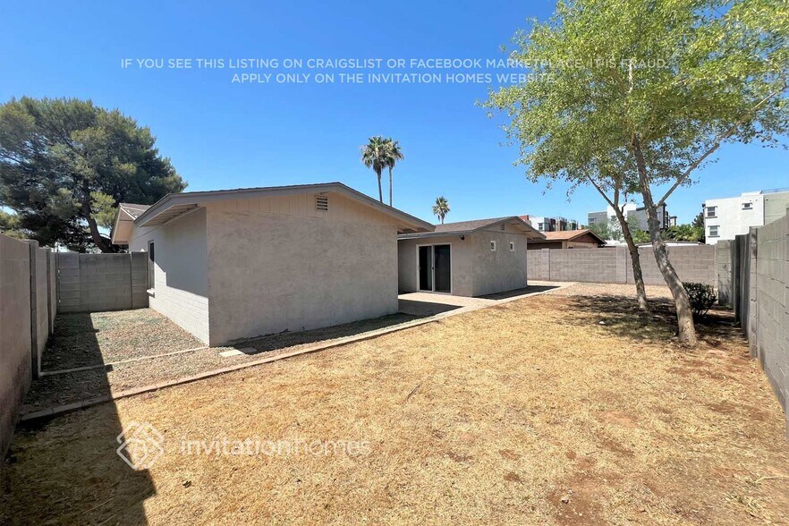 Building Photo - 1128 E Marny Rd