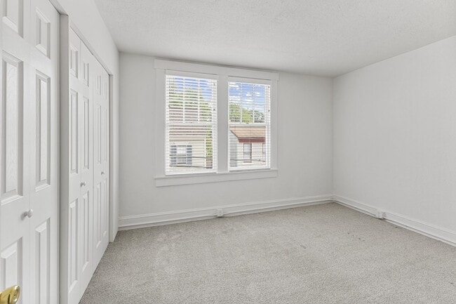 Building Photo - Historic Downtown Annapolis 3 Bedroom w/ P...