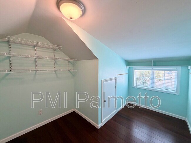 Building Photo - 6877 Pennington Rd